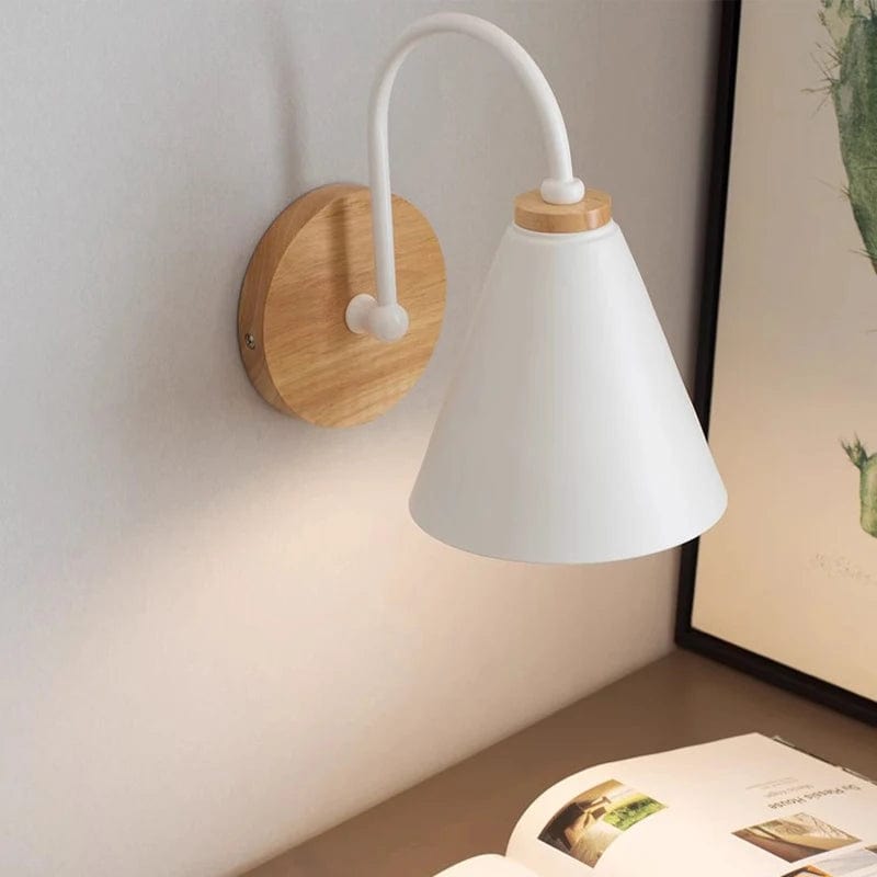 Lampe de chevet murale blanche