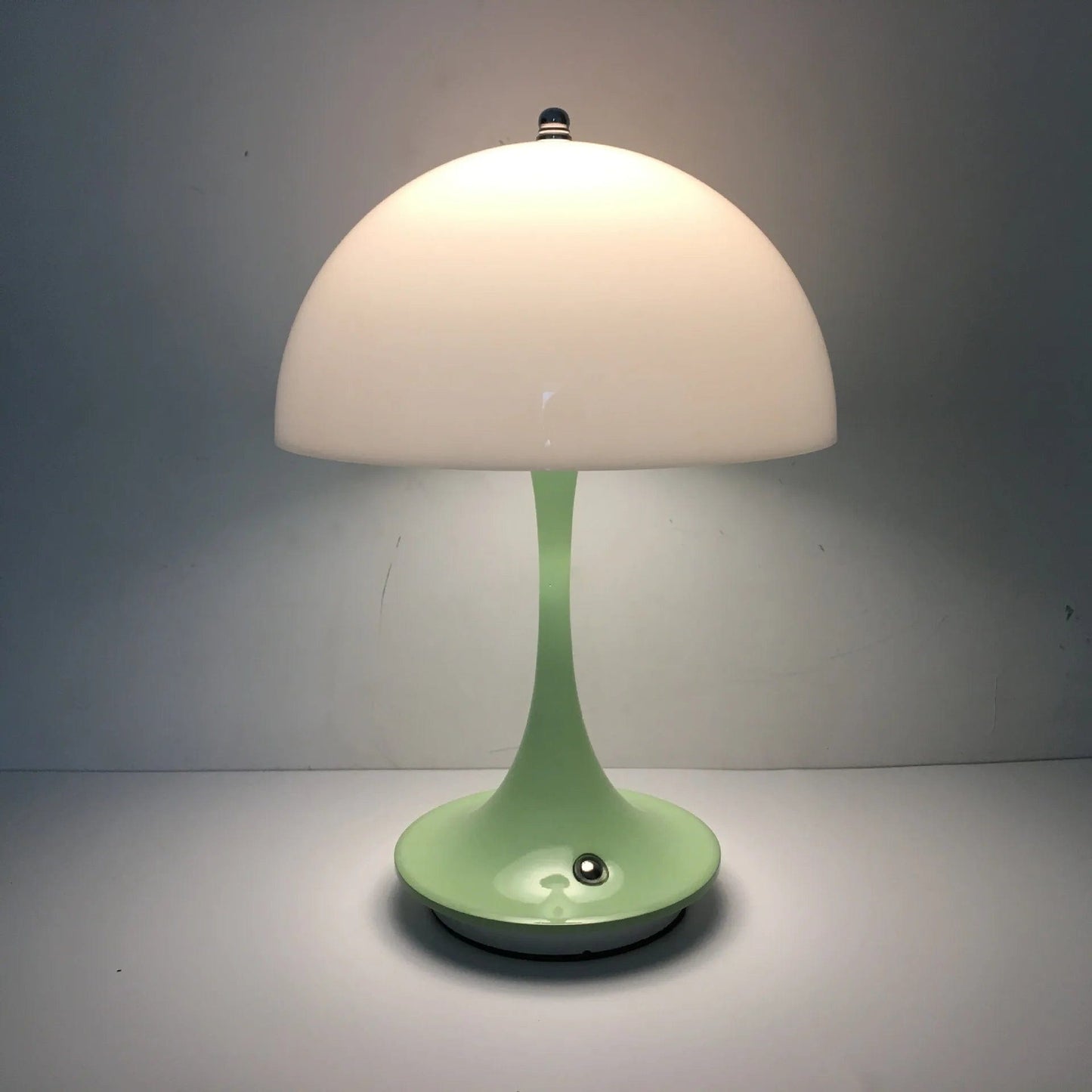 Lampe de chevet rétro forme de champignon