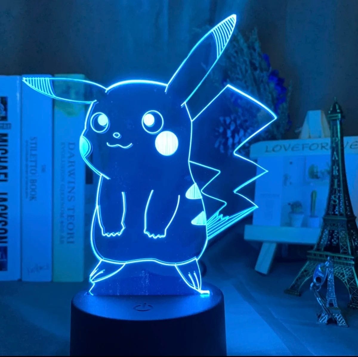 Veilleuse Pikachu et son groupe : l'univers Pokemon dans la chambre F